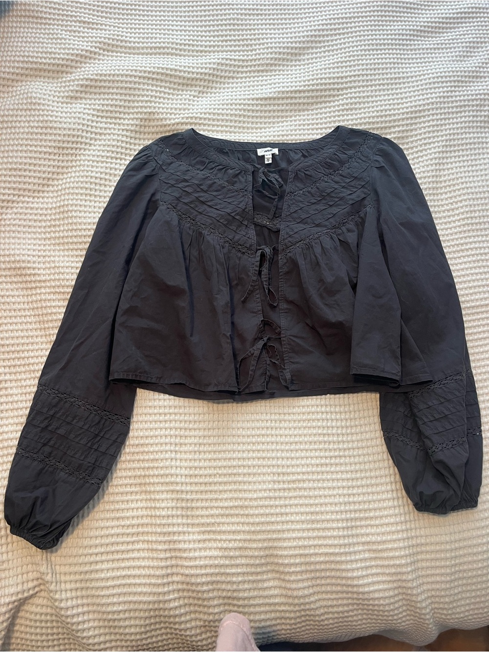 aerie Black Cropped Tie-Front Peasant Blouse